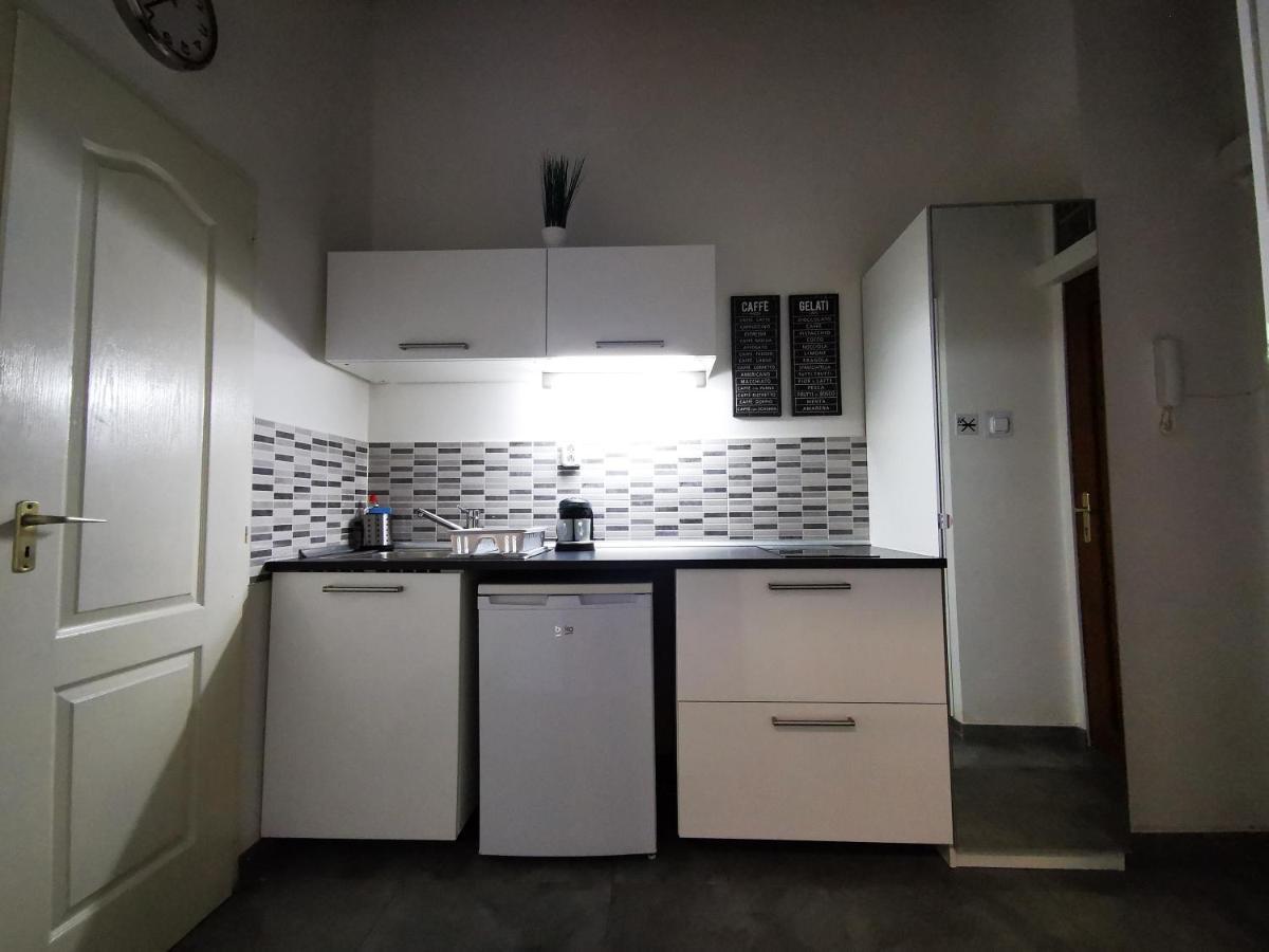 Kst Apartman Apartment Budapest Exterior photo